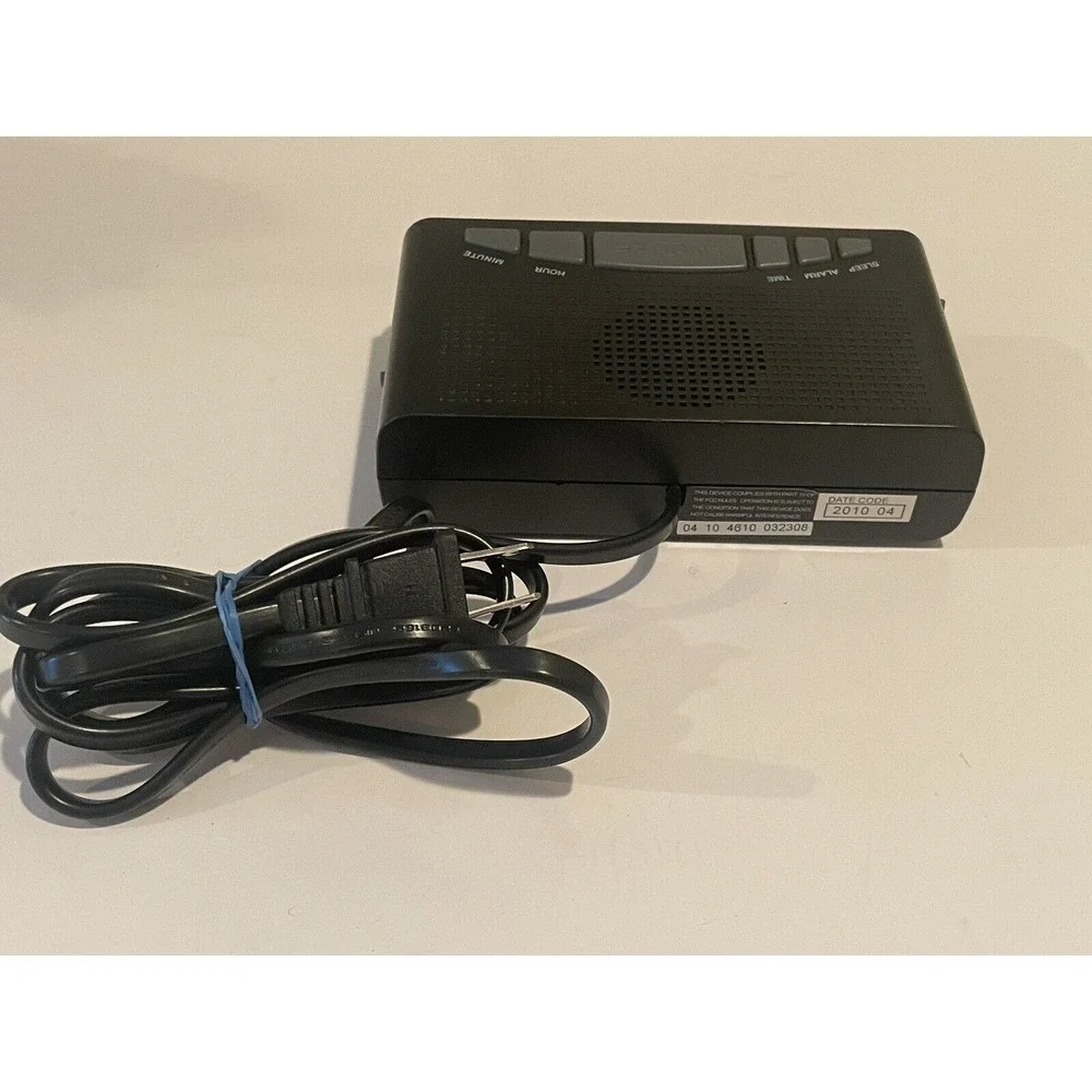 Electro Brand Digital AM/FM Radio Alarm Clock Model 4610 Tested And Working‎